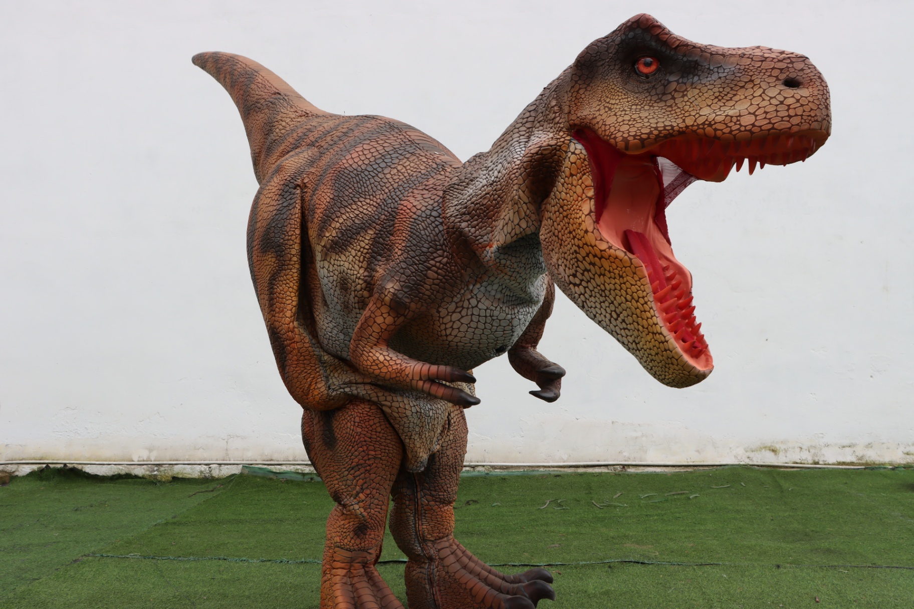 Wide-Mouth Roaring T-Rex Show Costume